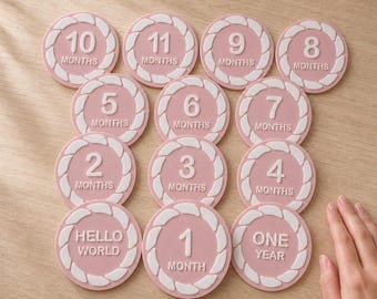 Indicadores de edad para bebés / 13 accesorios para fotos del primer año, desde "Hola mundo" hasta el primer año.