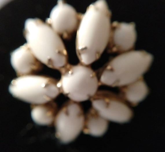 Vintage White Lucite Brooch - image 2