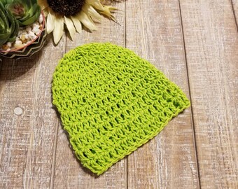 green baby hat