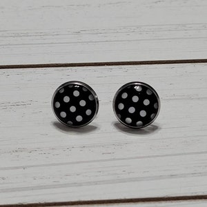 Black Polkadot Stud Earrings, Black Polkadot Post Earrings, 12mm Studs, Polkadot Black Studs, Polkadot Studs afbeelding 2