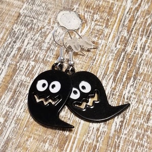 Cute Ghost Earrings, Halloween Ghost Earrings, Ghost Earrings, Halloween Charm Earrings, Ghost Charm Earrings
