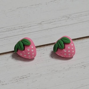 Pink Strawberry Stud Earrings, Strawberry Post Earrings, Strawberry Earrings, Fruit Stud Earrings, Earrings for Foodies, Strawberry Studs