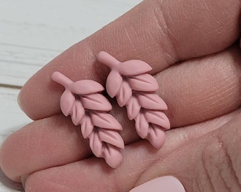 Long Pink Wheat Stud Earrings, Matte Pink Wheat Earrings, Farm Earrings, Wheat Farmer Earrings, Wheat Studs