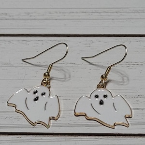 Cute Ghost Earrings, Halloween Ghost Earrings, Ghost Earrings, Halloween Charm Earrings, Ghost Charm Earrings, Ghost Dangle Earrings