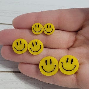 Large Smiley Face Studs, Happy Face Emoji Earrings, Smiley Face Earrings, Smiley Studs, 90s Earrings, Yellow Smiley Face Earrings 1 Pair image 3