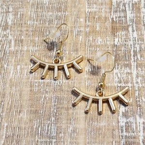 Eyelash Earrings image 2