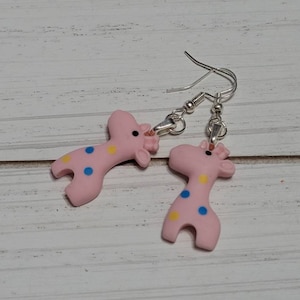 Giraffe Earrings, Giraffe Dangle Earrings, Giraffe Drop Earrings, Zoo Earrings, Baby Giraffe Earrings, Noah&#39;s Ark Earrings