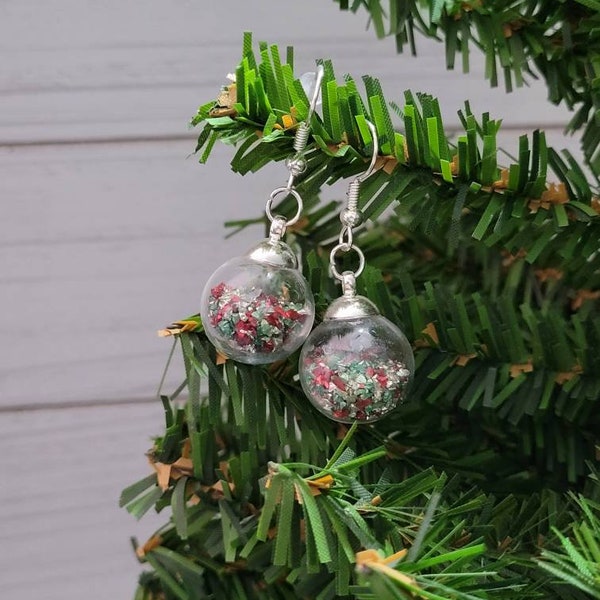 Snow Globe Earrings, Snowglobe Earrings, Winter Earrings, Snow Ball Earrings, Christmas Earrings - Glass