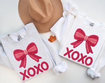 Pegatina XOXO de imitación de ganchillo tejida con diseño de lazo rosa coqueto