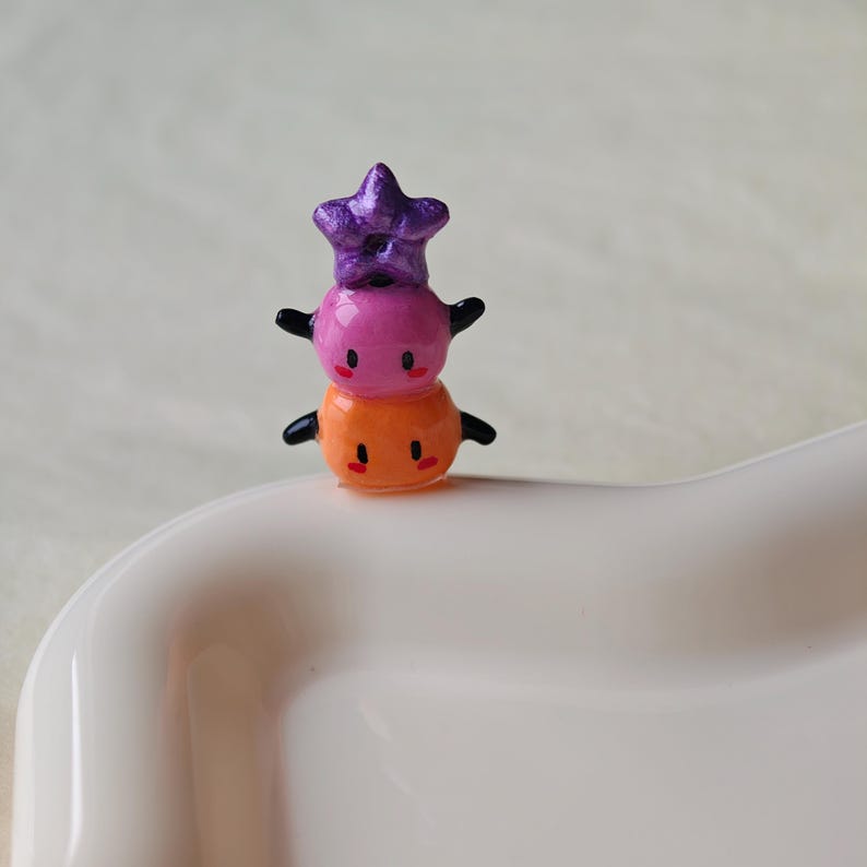 Junimo Dango Stack Hipper | Stardew Valley Phone & Switch Accessory | Desk Friend | Handmade Clay Charm Bild 9