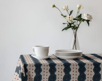 Navy Blue Cream Wavy Striped Tablecloth, Vintage Geometric Table Linen, Rustic Farmhouse Dining Table Cover