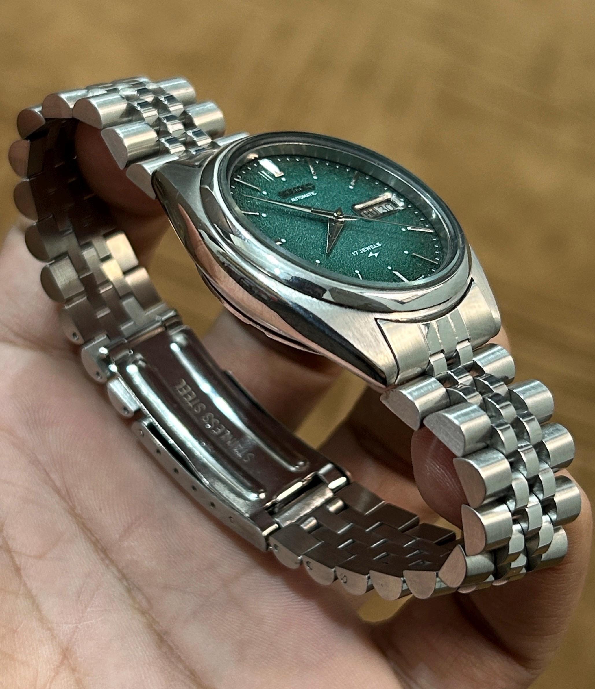Vintage Seiko Automatic 17 Jewels Green Textured Dial (changed 