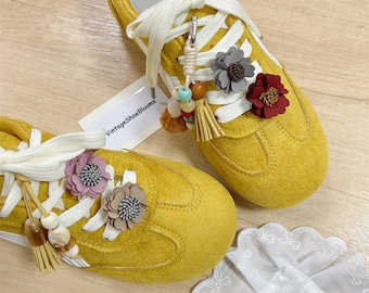 Ciondoli per scarpe da ginnastica con perline di legno, accessori floreali boho fatti a mano, ciondolo con nappa vintage, perline geometriche, ciondolo per borsa, regali personalizzati