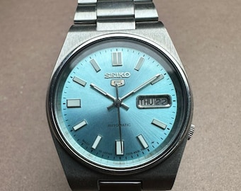 Orologio da uomo vintage Seiko 5 automatico Tiffany-Blue 7009 con giorno/data