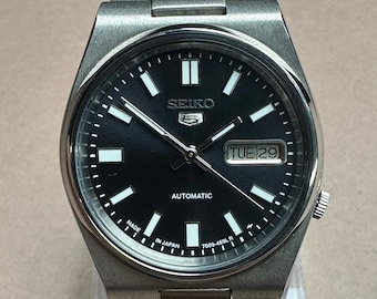 Orologio da uomo vintage Seiko 5 automatico nero 7009 con giorno/data