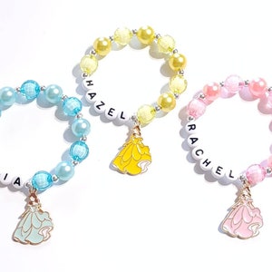 Personalized beaded princess name bracelet, gift for girls, princess birthday party favors, 1st birthday baby girl princess theme, Christmas