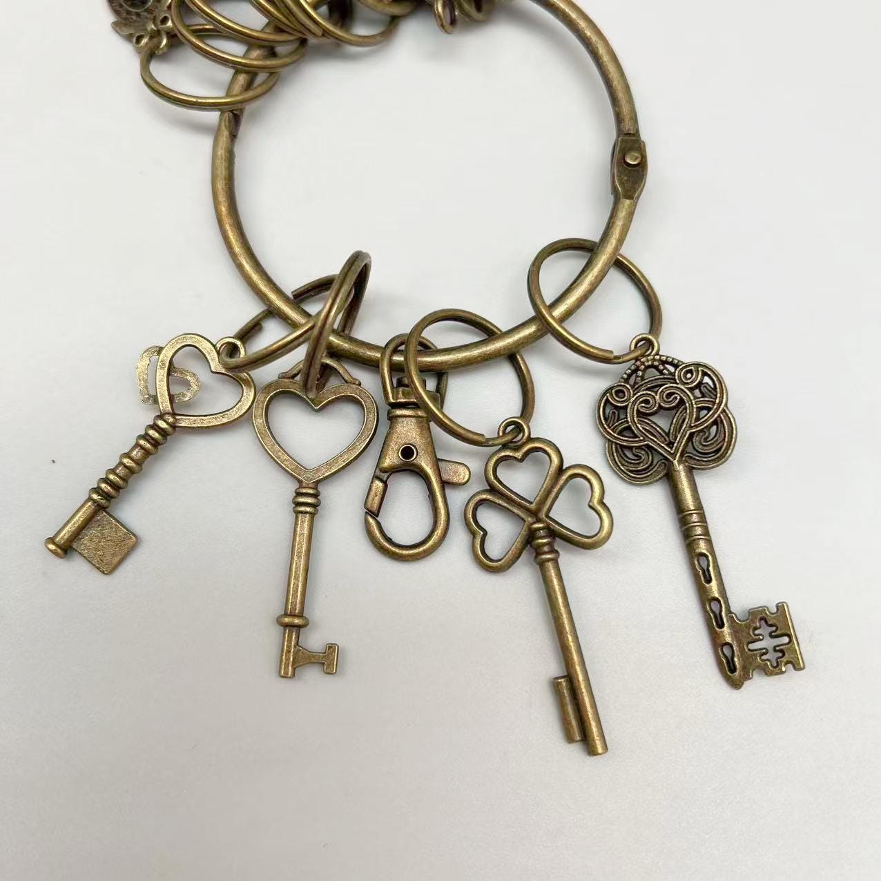 Set of 18 Large Skeleton Keys on A Big Ring Antique Brass Tone ...