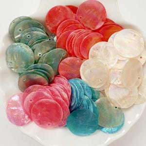 Conchas de Capiz naturais redondas, tingidas e banhadas a AB, 2,5 cm (1 polegada), 50 unidades
