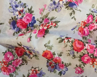 AQUARELLE ROSES | cotton fabric with a crinkled effect