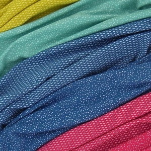 SELINA - un jersey de viscosa estampado diminuto / el material más encantador para tops, camisetas y vestidos de verano / colores básicos brillantes