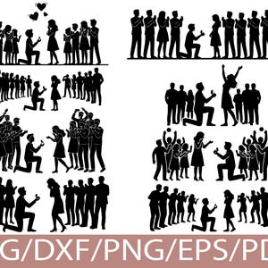 Può includere: Immagini di silhouette nere che raffigurano proposte di matrimonio. Ogni immagine mostra una persona in ginocchio che offre un anello a un'altra persona, circondata da spettatori. Le immagini sono in varie pose e disposizioni. Il testo in basso recita "SVG/DXF/PNG/EPS/PDF".