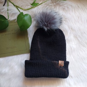 Berretto lavorato a maglia nero, cappello lavorato a maglia a doppia tesa, berretto lavorato a maglia, berretto lavorato a maglia, berretto di colore nero, cappello invernale da donna, berretto pom pom