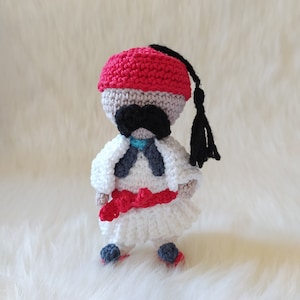 Tsolias crochet figure, Tsolias souvenir, Tsolias collectible, Tsolias doll, Evzonas doll, Greek Evzone, Greek Soldier, Souvenir from Greece image 1