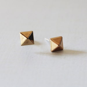 Gold pyramid stud earrings, Small gold pyramid studs, Dainty gold studs, Geometric gold earrings, Pyramid post earrings, Lightweight studs image 3