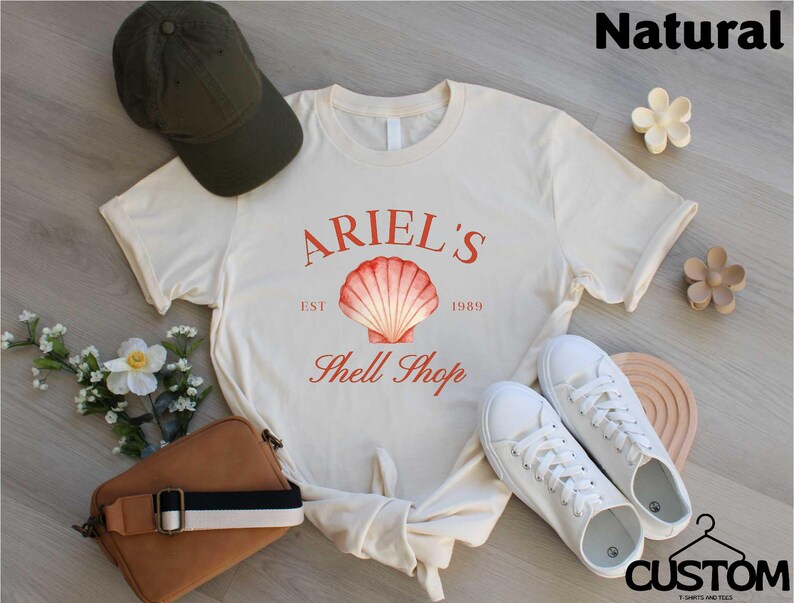 Prinzessin Ariel Shirt, Ariel's Shell Shop T-Shirt, kleine Meerjungfrau Pullover, Comfort Colors Disney Girl Reise T-Shirt, Disney Geschenk für Freunde Bild 4
