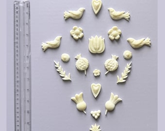 Folk Art Resin Applique Set, 20 Pc Birds, Hearts, Flowers and Botanical Accents