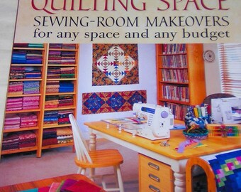 Quilt Book- Creating your Perfect Quilting Space 0Sewing Room makeovers - Hallock