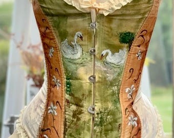 Haut corset cygne peint à la main, bustier vert Fairycore, corsage époque Régence, haut de robe de bal corset peint à la main, tenue de Noël art portable