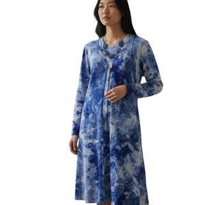 Ice dyed bamboo long sleeve duster style cardigan with pockets.
