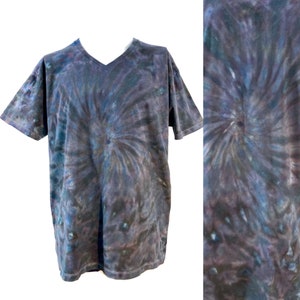 XL unisex black ice dye cotton V-neck T-shirt. image 1