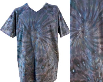 XL unisex black ice dye cotton V-neck T-shirt.