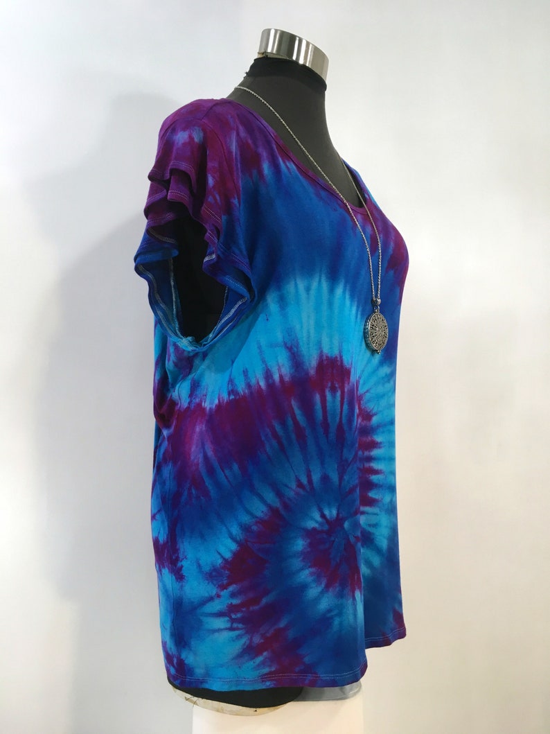 Plus size stretch rayon blue /& purple tie dye top.