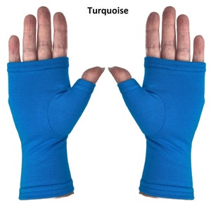 Bamboo fingerless gloves, texting gloves, wrist warmers in solid colours. Turquoise