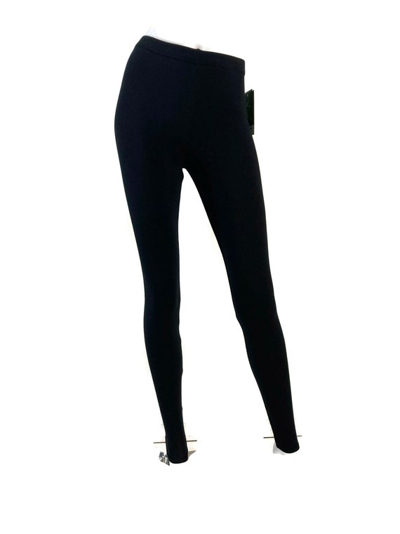 Stretch Bamboo Leggings in Solid Colours. 