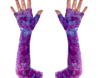 Purple ice dyed fingerless gloves, gauntlets, arm warmers in bamboo blend.