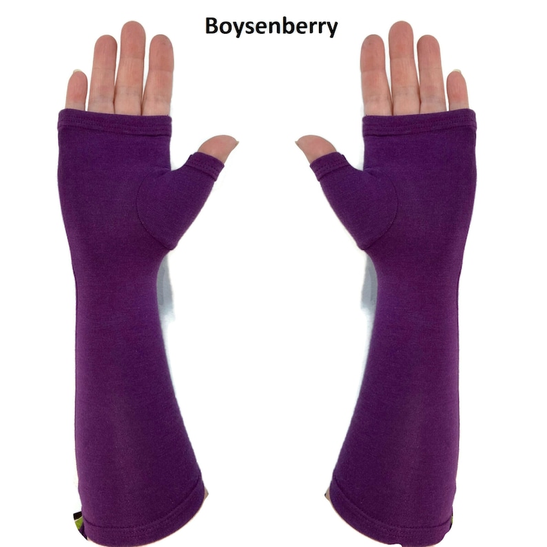 Mid-length fingerless gloves, gauntlets, arm warmers in bamboo blend. image 3