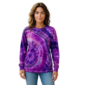M amethyst geode ice tie dyed cotton unisex long sleeve T-shirt.
