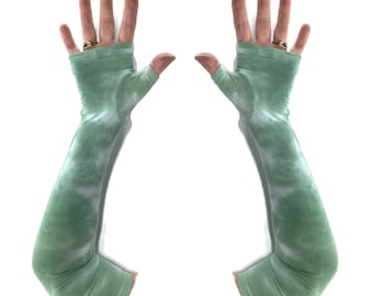 Green & white tie dye fingerless gloves, gauntlets, arm warmers in bamboo blend.