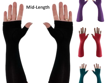 Mid-length fingerless gloves, gauntlets, arm warmers in bamboo blend.