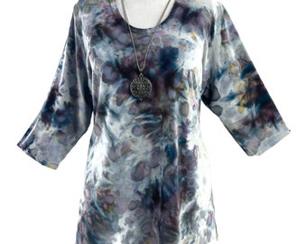 Plus size 2X ice dyed bamboo top with 3/4 sleeves.