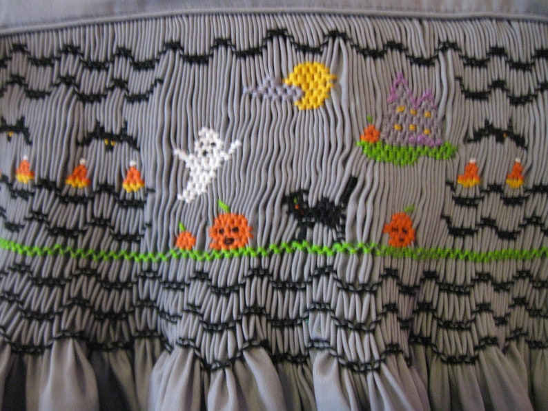 Handsmocked Hallow/'een Yoke Dress sz 12-24mths