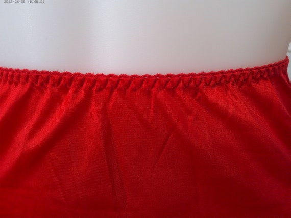 Beautiful Red Half Slip - Size 6 (XS) - image 3