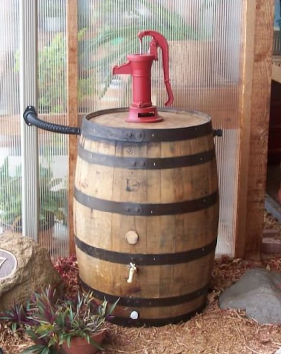 Whiskey Barrel Rain Barrel c/Pitcher Pump-Flex Fit Diverter