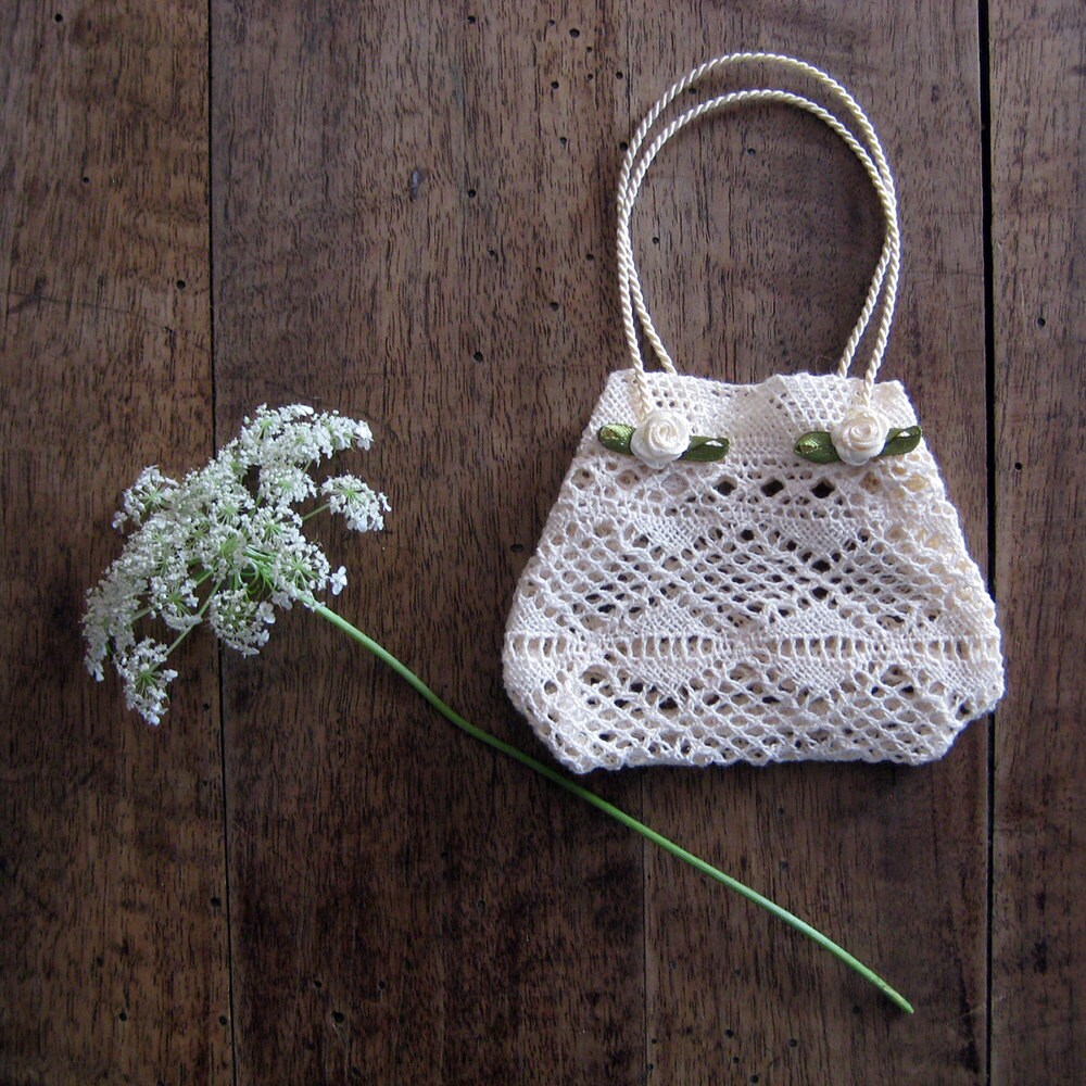 Bag, Small Lace Gift Bag With Cream Rose Ornaments, Wedding Favor Bag