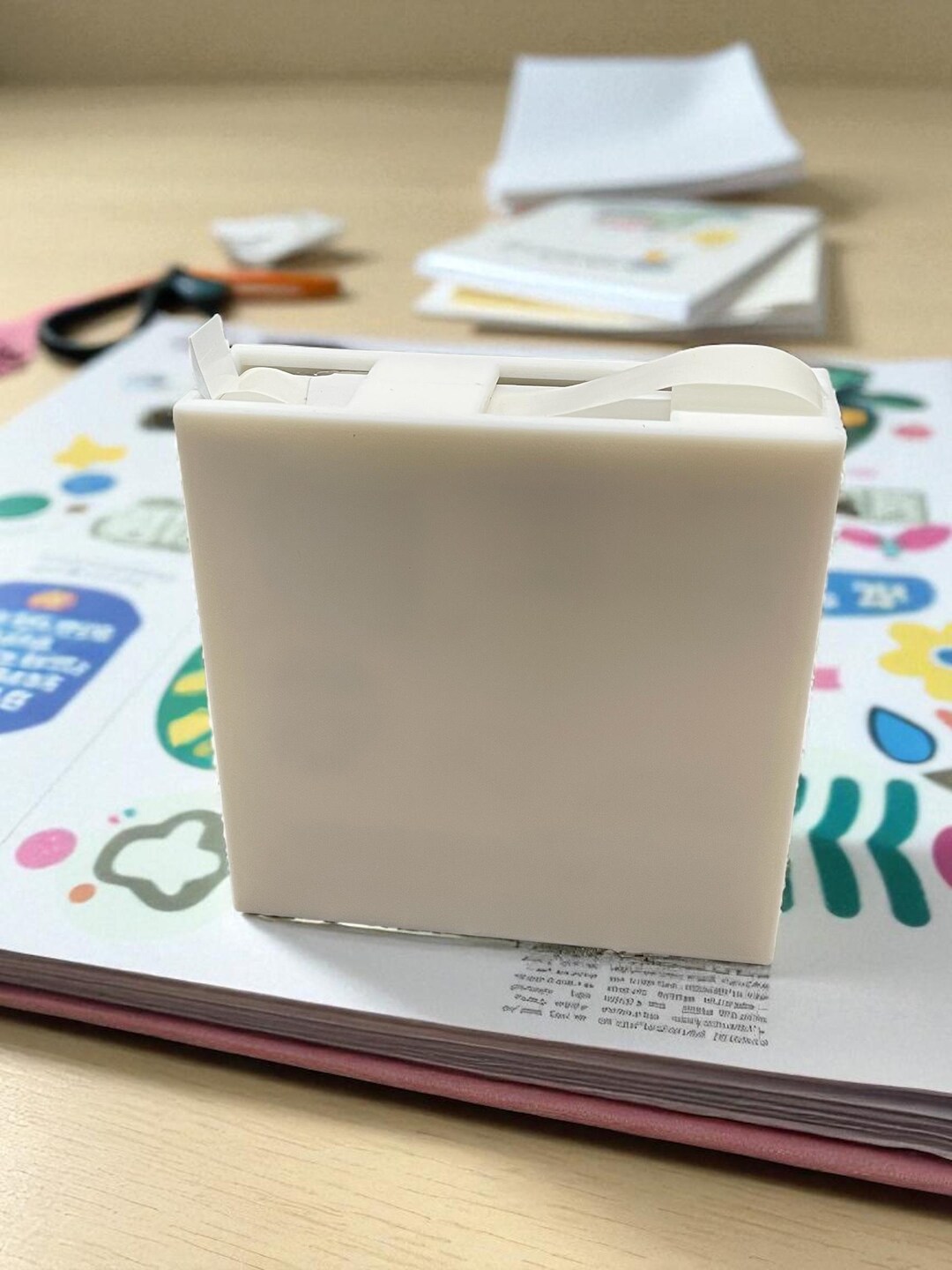 Applicator Paper Adhesive Squares Dispenser + Multitool Applicator | Scrapbooking ...