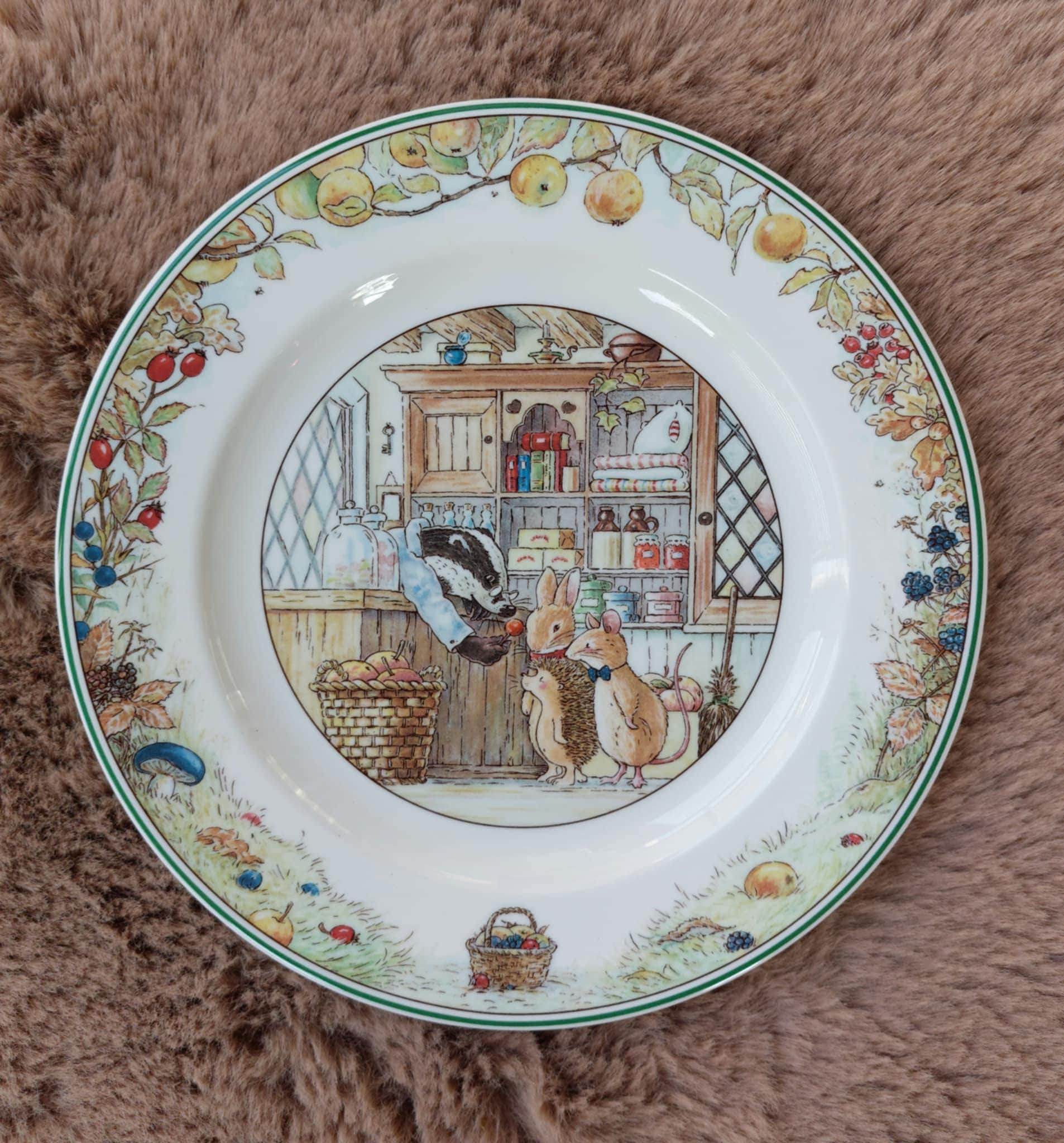 フォックスウッドものがたり Seaside Palace プレート 絵皿 フォックスウッドものがたり Seaside Palace プレート 絵皿｜Yahoo